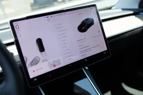 Tesla Model 3 Long-Range Dual Motor AWD 7
