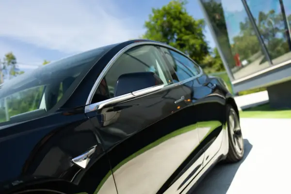 Tesla Model 3 Long-Range Dual Motor AWD 14