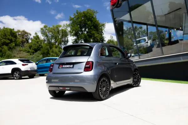 Fiat 500e La Prima 4