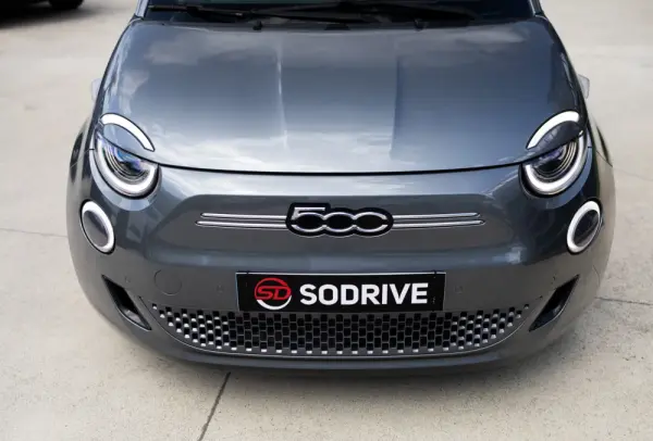 Fiat 500e La Prima 5