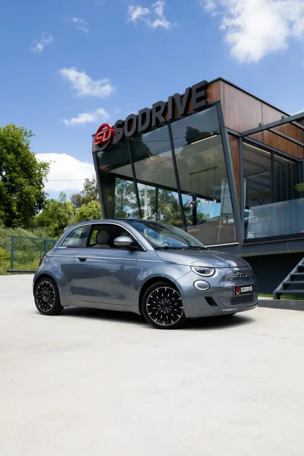 Fiat 500e La Prima 14