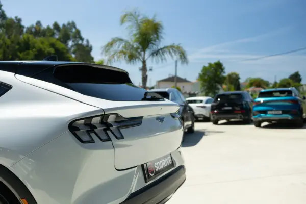 Ford Mustang Mach-E 75.7 kWh Premium AWD 20