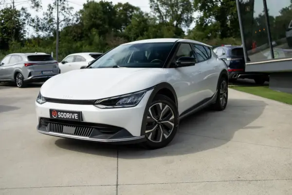 Kia EV6 77.4 kWh Tech 28