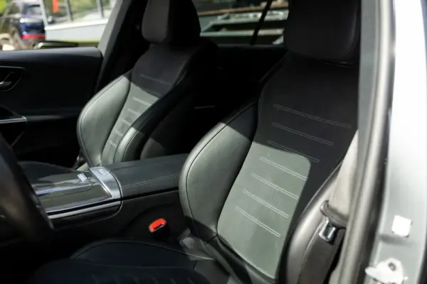 Mercedes-Benz C 300 e T 9G-TRONIC AMG Line 14