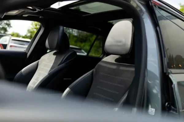 Mercedes-Benz C 300 e T 9G-TRONIC AMG Line 17