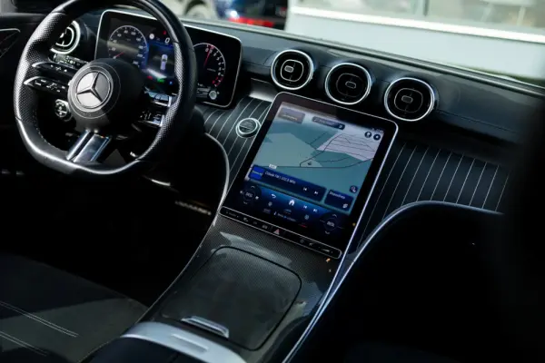 Mercedes-Benz C 300 e T 9G-TRONIC AMG Line 34