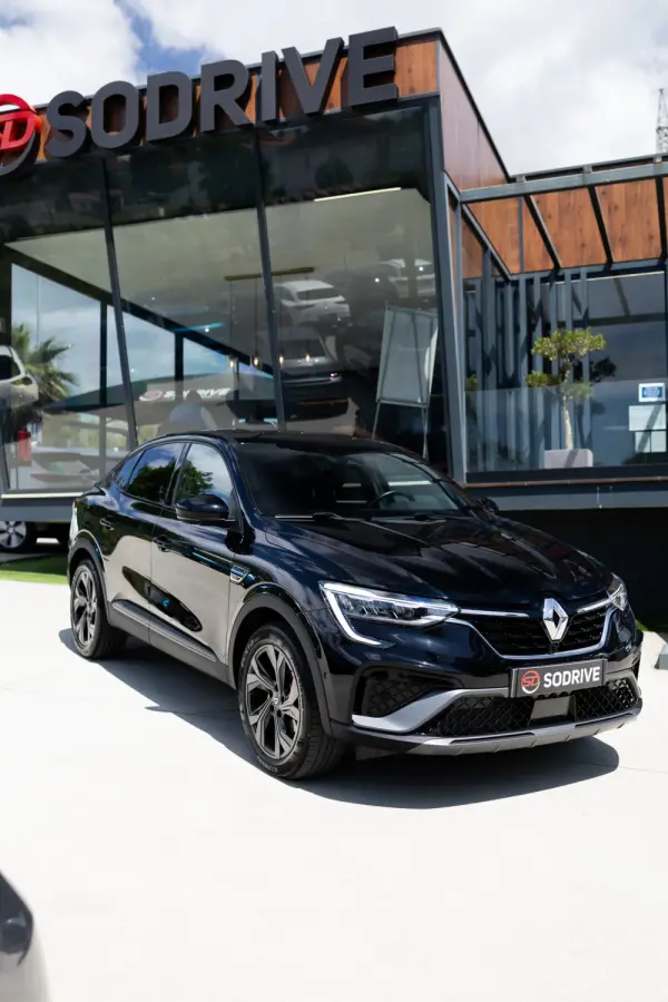 Renault Arkana 1.6 E-Tech R.S.Line 12