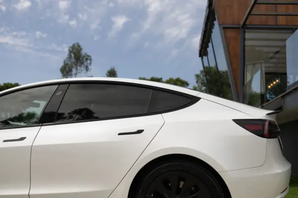 Tesla Model 3 Standard Range Plus RWD 13