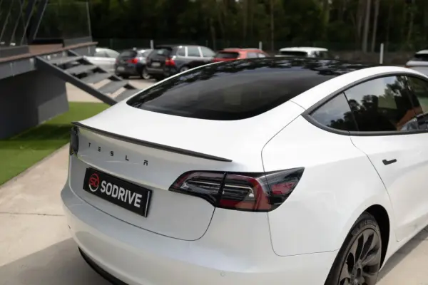 Tesla Model 3 Standard Range Plus RWD 19