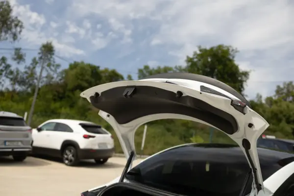 Tesla Model 3 Standard Range Plus RWD 34