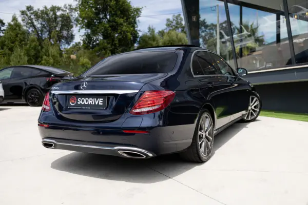 Mercedes-Benz E 350 e Avantgarde 38