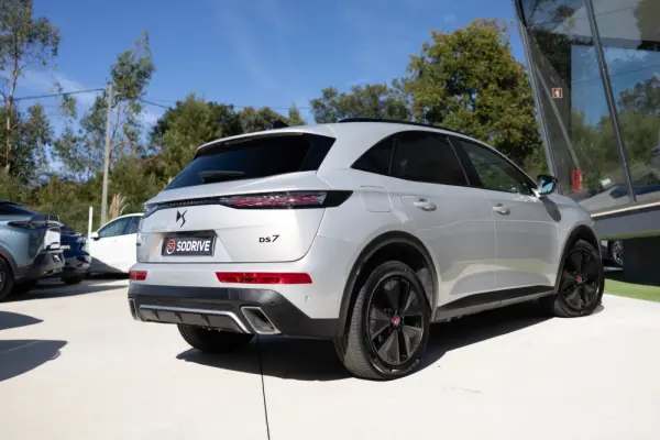 DS DS7 Crossback E-Tense Performance Line EAT8 23