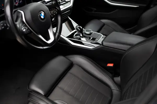 BMW 320 d Line Sport Auto 28