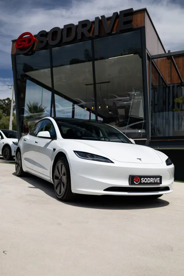 Tesla Model 3 Tração Traseira Premium 18
