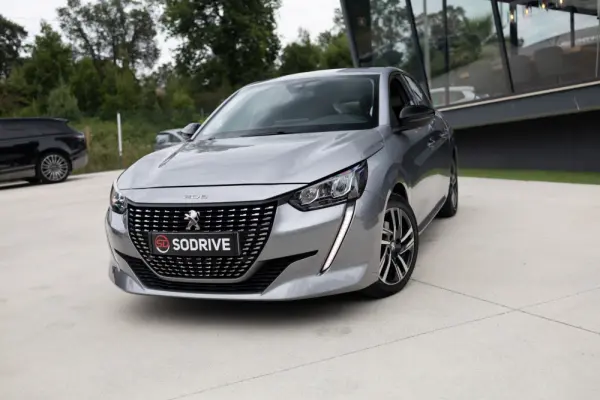 Peugeot 208 1.2 PureTech Allure 5