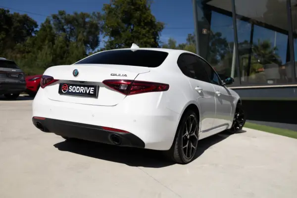 Alfa Romeo Giulia 2.2 D Super AT8 29