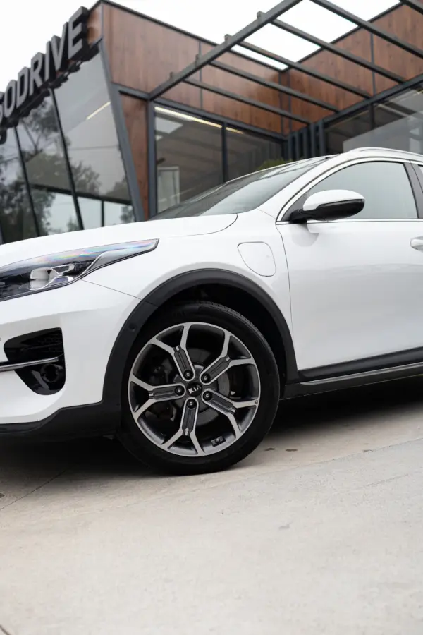 Kia XCeed 1.6 GDI DCT6 OPF PLATINUM 24