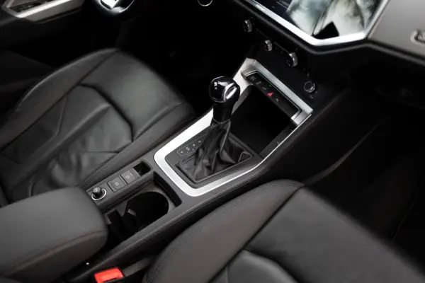 Audi Q3 45 TFSIe S tronic 29