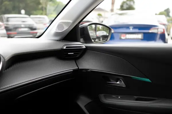 Peugeot 208 1.2 PureTech Allure 30