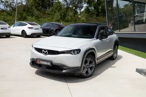 Mazda MX-30 e-Skyactiv First Edition+Modern Confidence 4