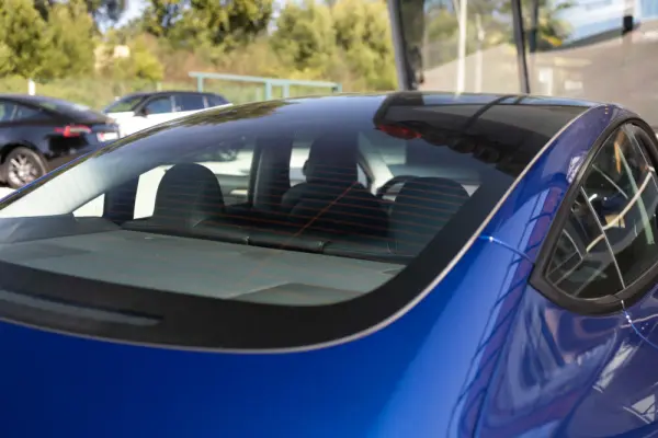 Tesla Model 3 Long-Range Dual Motor AWD 17