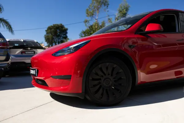Tesla Model Y Standard 13