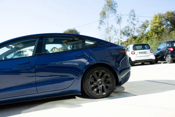 Tesla Model 3 Long-Range Dual Motor AWD 22