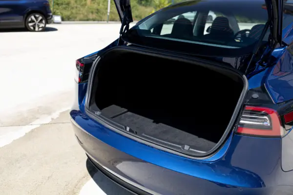 Tesla Model 3 Standard Range Plus RWD 20