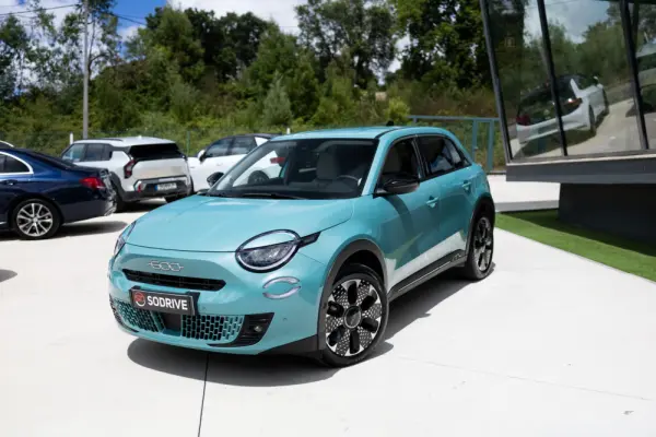 Fiat 600e 54 kWh La Prima 4