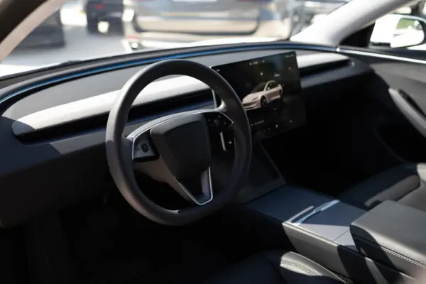 Tesla Model 3 Tração Traseira 2