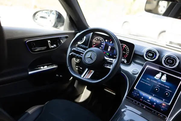 Mercedes-Benz C 300 e AMG Line 2
