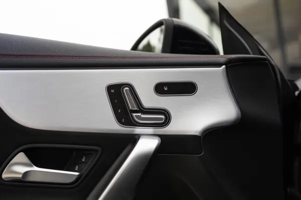 Mercedes-Benz CLA 220 d AMG Line Aut. 52