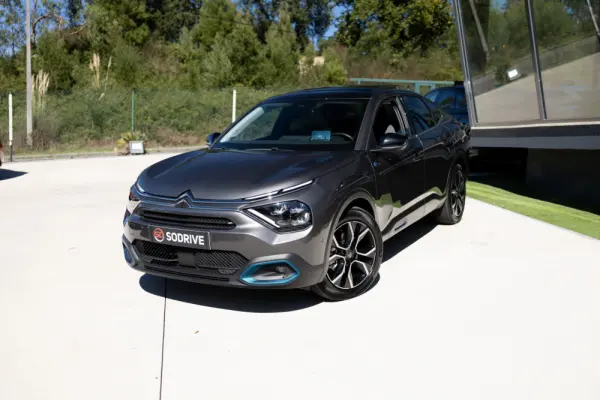 Citroen e-C4 X 50 kWh Shine 4