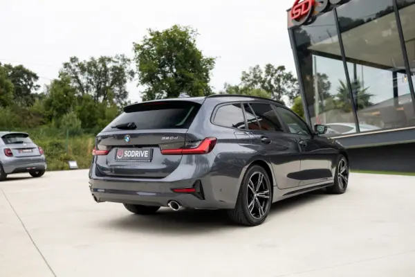 BMW 320 d Line Sport Auto 5