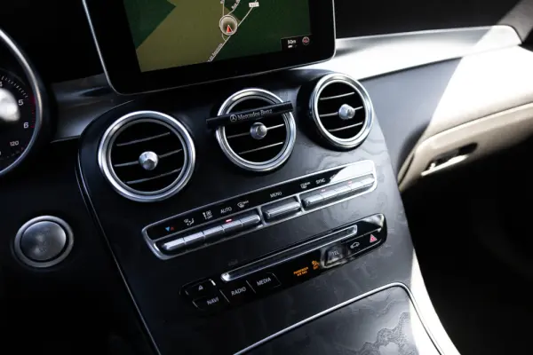 Mercedes-Benz GLC 250 d 4Matic 9G-TRONIC AMG Line 16