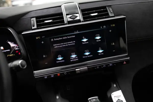 DS DS7 Crossback E-Tense Performance Line EAT8 10