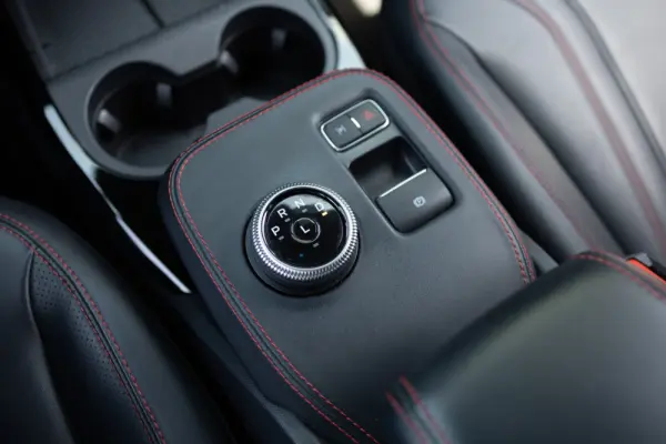 Ford Mustang Mach-E 75.7 kWh Premium AWD 14