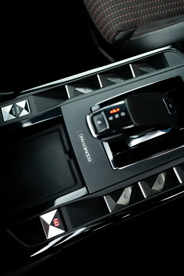 DS DS3 Crossback 1.2 PureTech Performance Line EAT8 17
