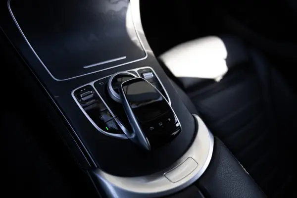 Mercedes-Benz GLC 250 d 4Matic 9G-TRONIC AMG Line 17