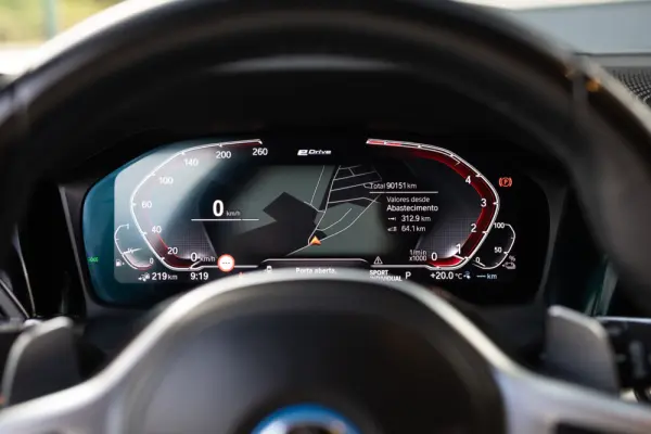 BMW 320 e Aut. M Sport 29