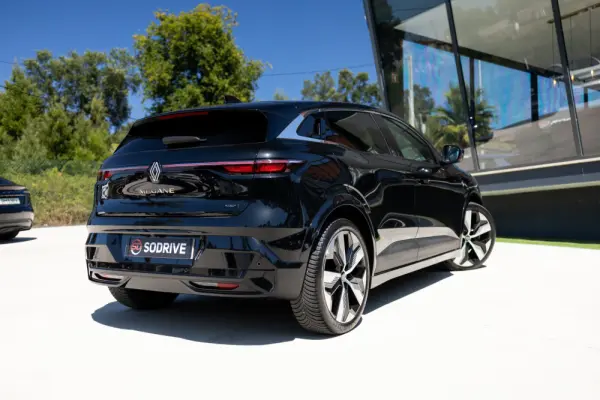 Renault Mégane E-Tech EV60 220hp optimum charge Techno 23