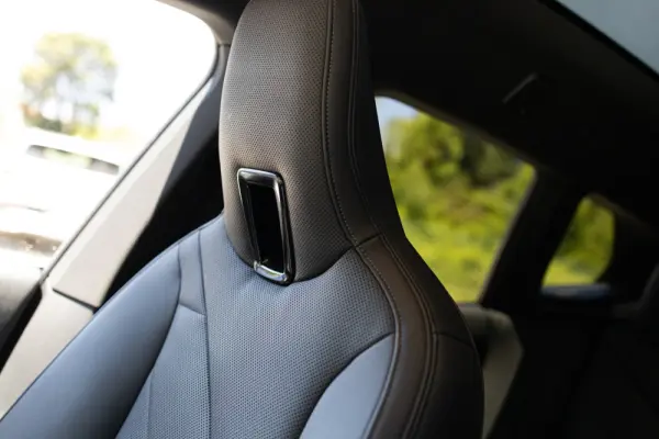 BMW iX xDrive 40 Pack Desportivo 27