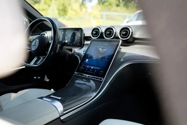 Mercedes-Benz C 300 e AMG Line 25