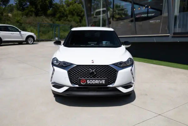 DS DS3 Crossback E-Tense Performance Line 3