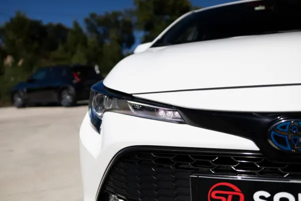 Toyota Corolla 1.8 Hybrid Active 9