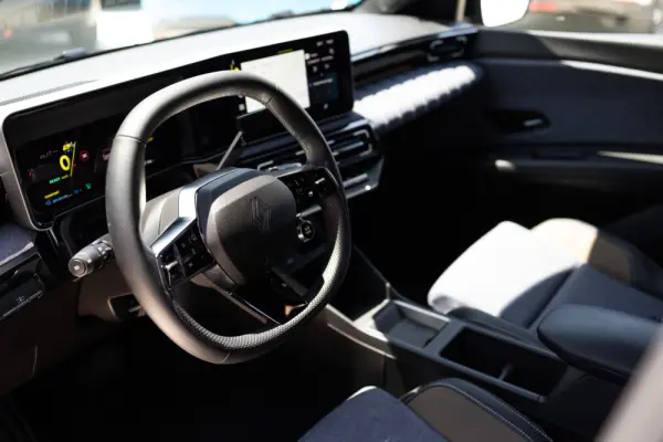 Renault 5 E-Tech 40 kWh Techno Autonomia Urbana 16