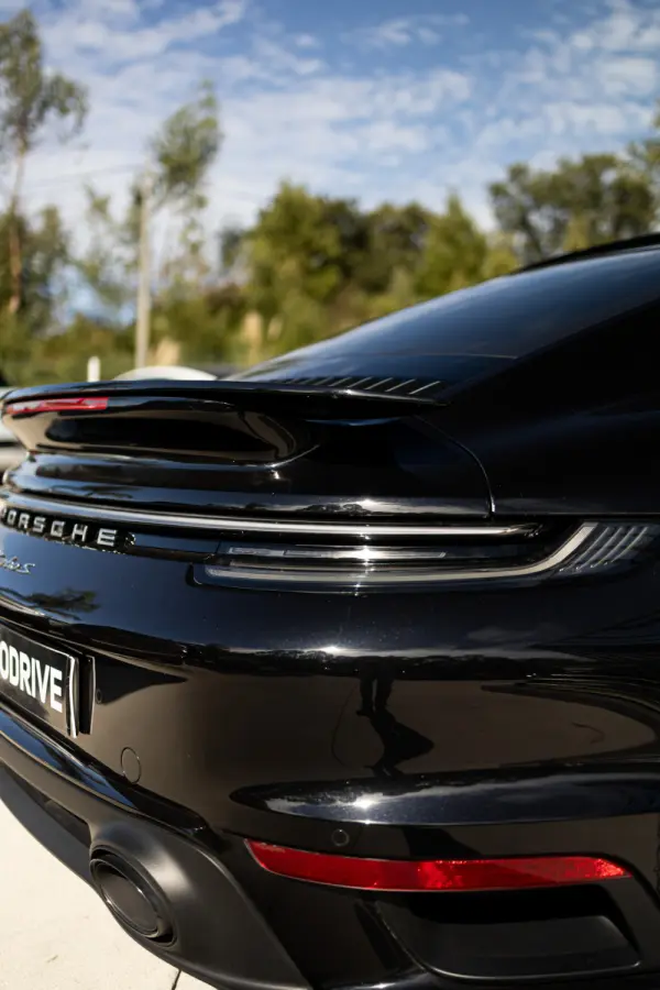 Porsche 911 (992) Turbo S PDK 41