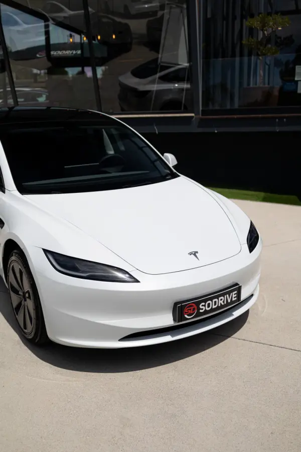Tesla Model 3 Tração Traseira Premium 20
