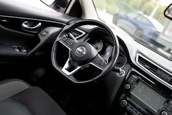 Nissan Qashqai 1.5 dCi N-Connecta DCT 21