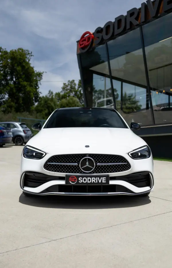 Mercedes-Benz C 300 e AMG Line 27